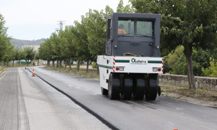 En marxa les obres de millora del ferm i enllumenat del polígon industrial Pla de l’Estació