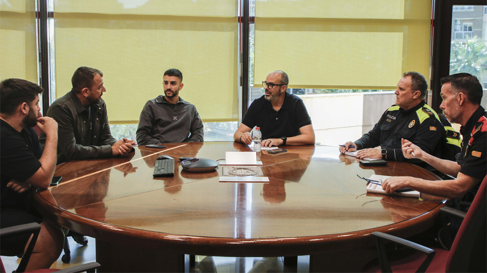 Reunió de seguretat i coordinació entre l’Ajuntament de Roquetes, Mossos i Karibú Club